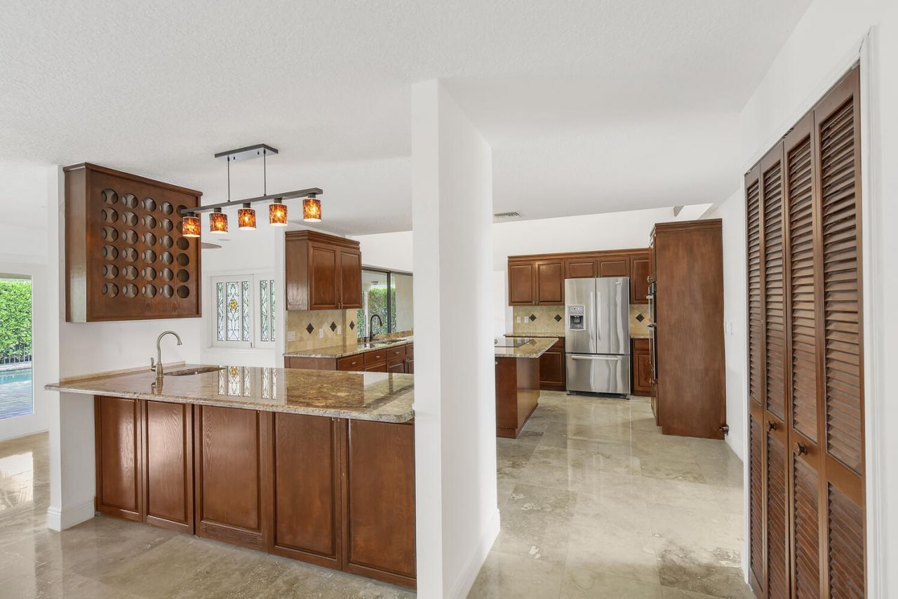 2022 Sunderland Avenue, Wellington, FL 33414 Photo