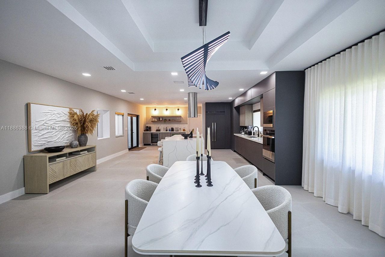 10506 SW 89 Place, Miami, FL 33176 Photo