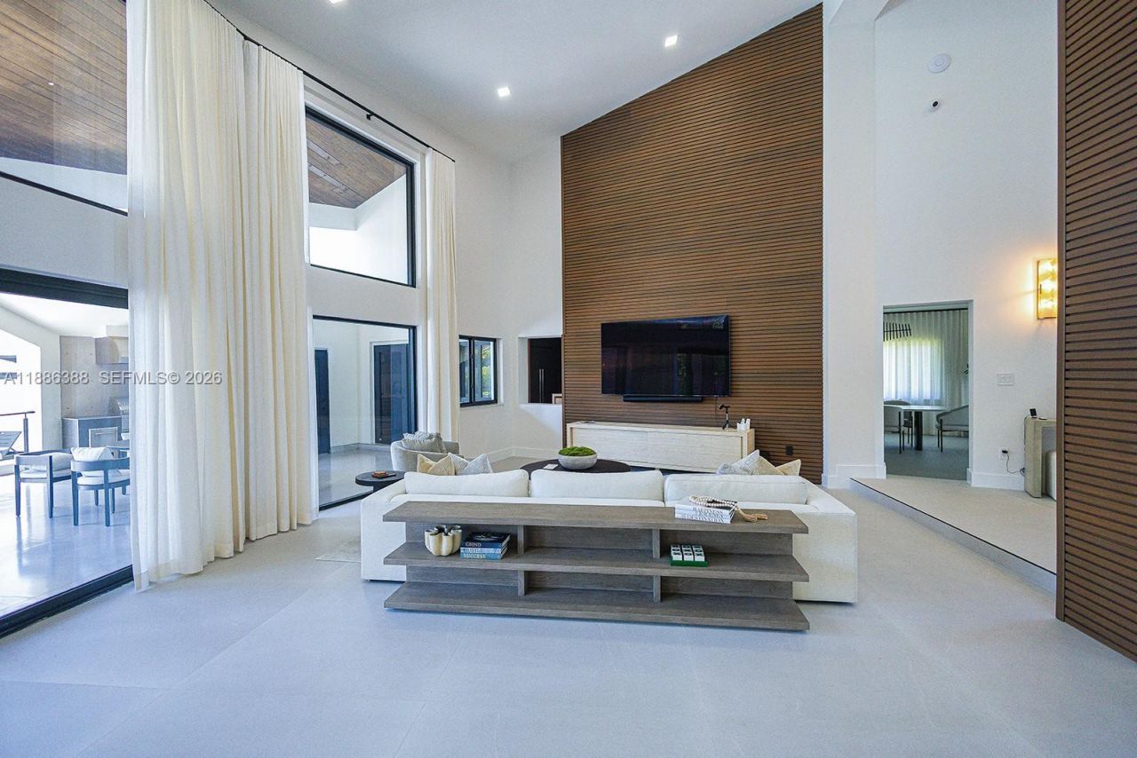 10506 SW 89 Place, Miami, FL 33176 Photo