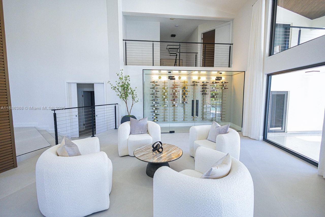 10506 SW 89 Place, Miami, FL 33176 Photo