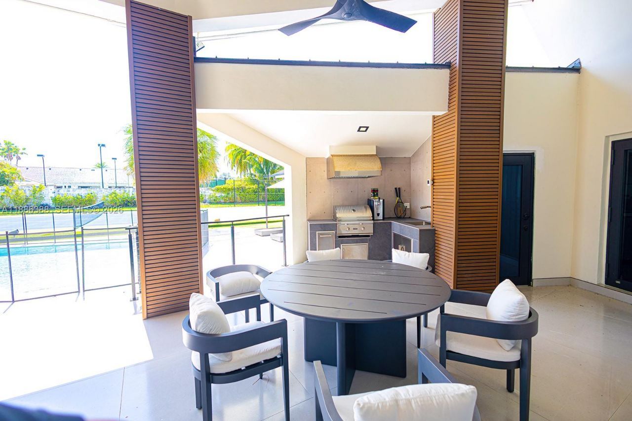 10506 SW 89 Place, Miami, FL 33176 Photo