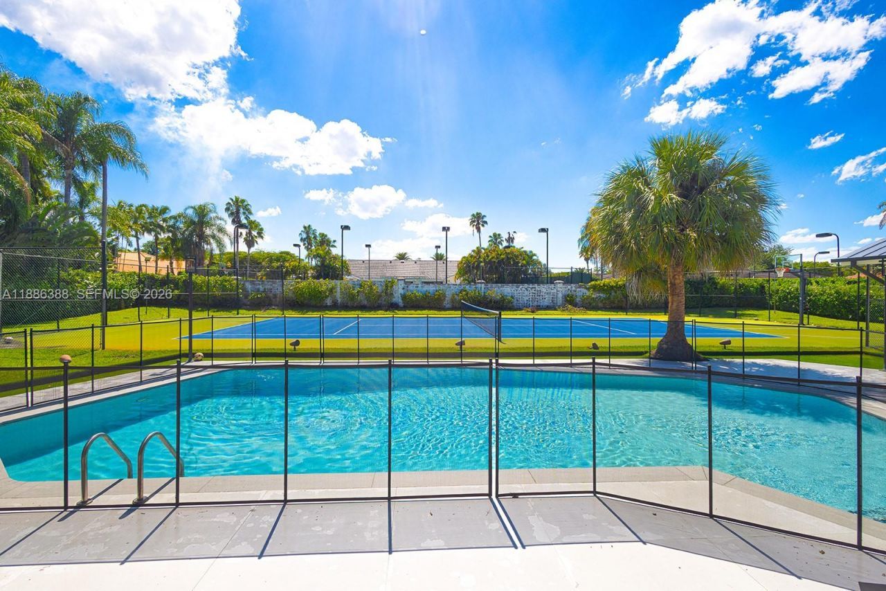 10506 SW 89 Place, Miami, FL 33176 Photo