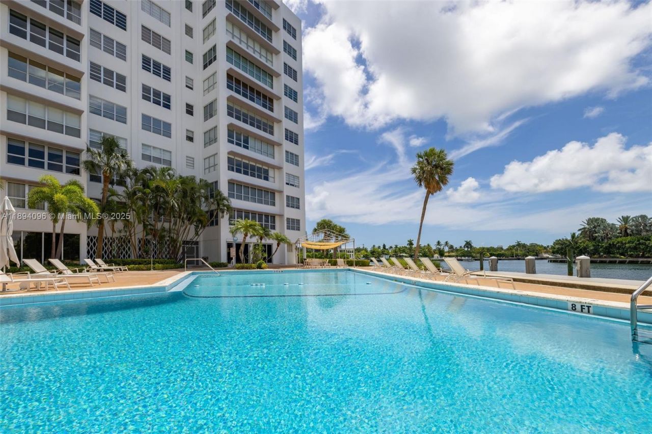 9100 W Bay Harbor Dr, Unit 10B, Bay Harbor Islands, FL 33154 Photo