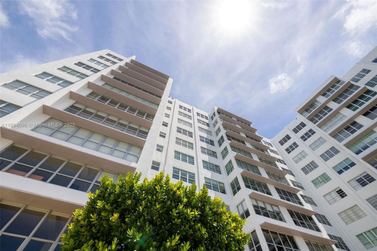 9100 W Bay Harbor Dr, Unit 10B, Bay Harbor Islands, FL 33154 Photo