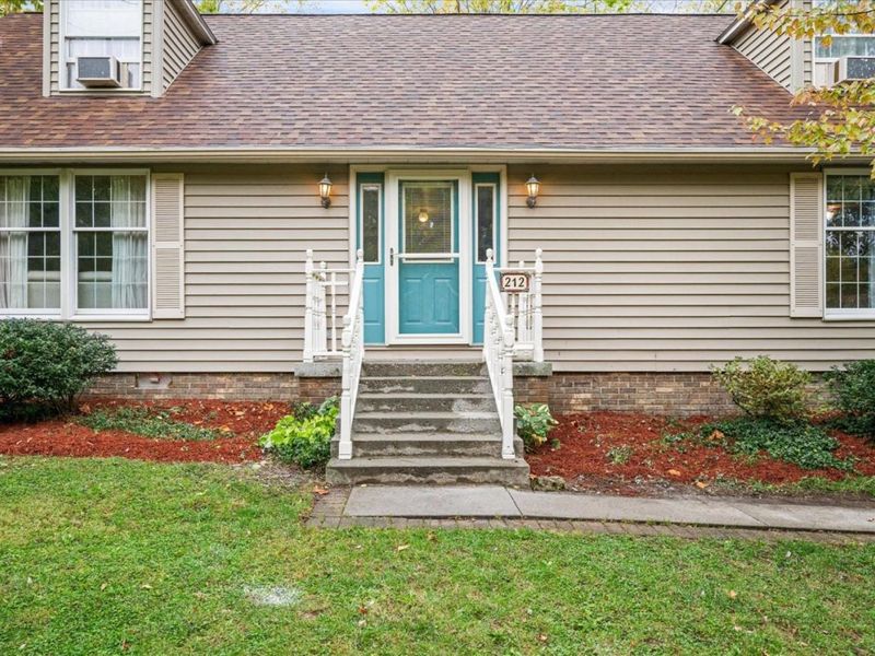 212 E Seventh Street, Lakeside, OH 43440 Photo 5