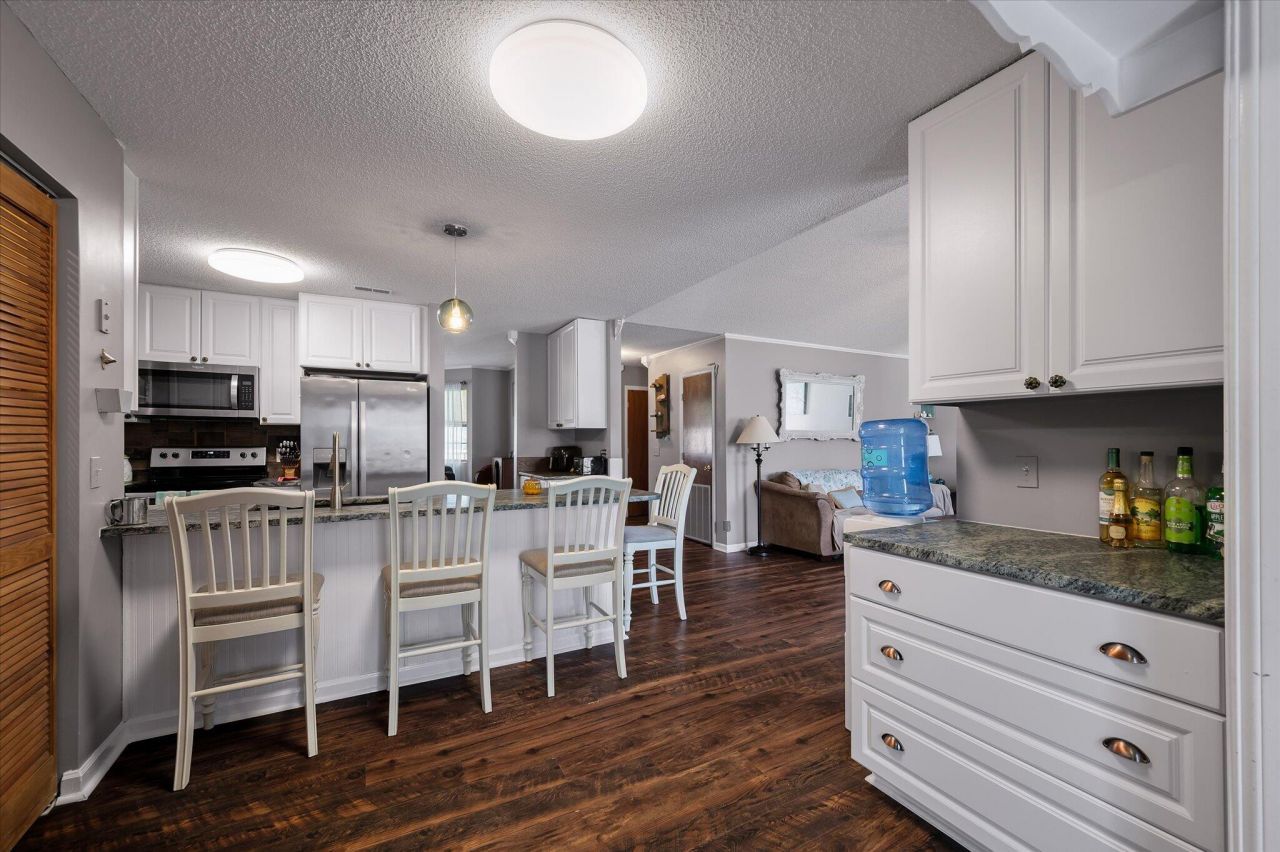 3861 State Road Photo 14