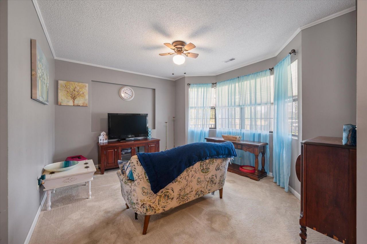 3861 State Road Photo 7