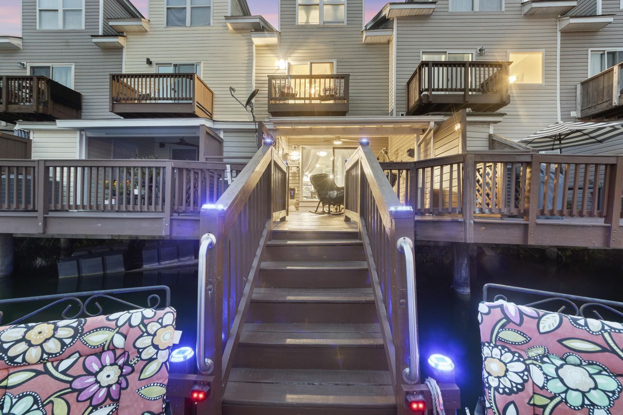 4765/4763 Arco Lane Photo 101