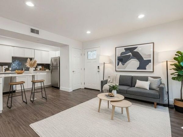 935 La Posada DR, Unit 156, Austin, TX 78752