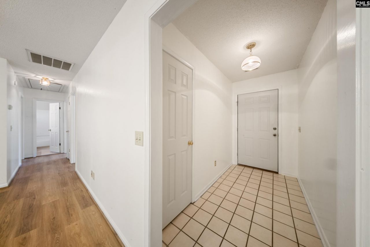 709 Riverwalk Photo 14