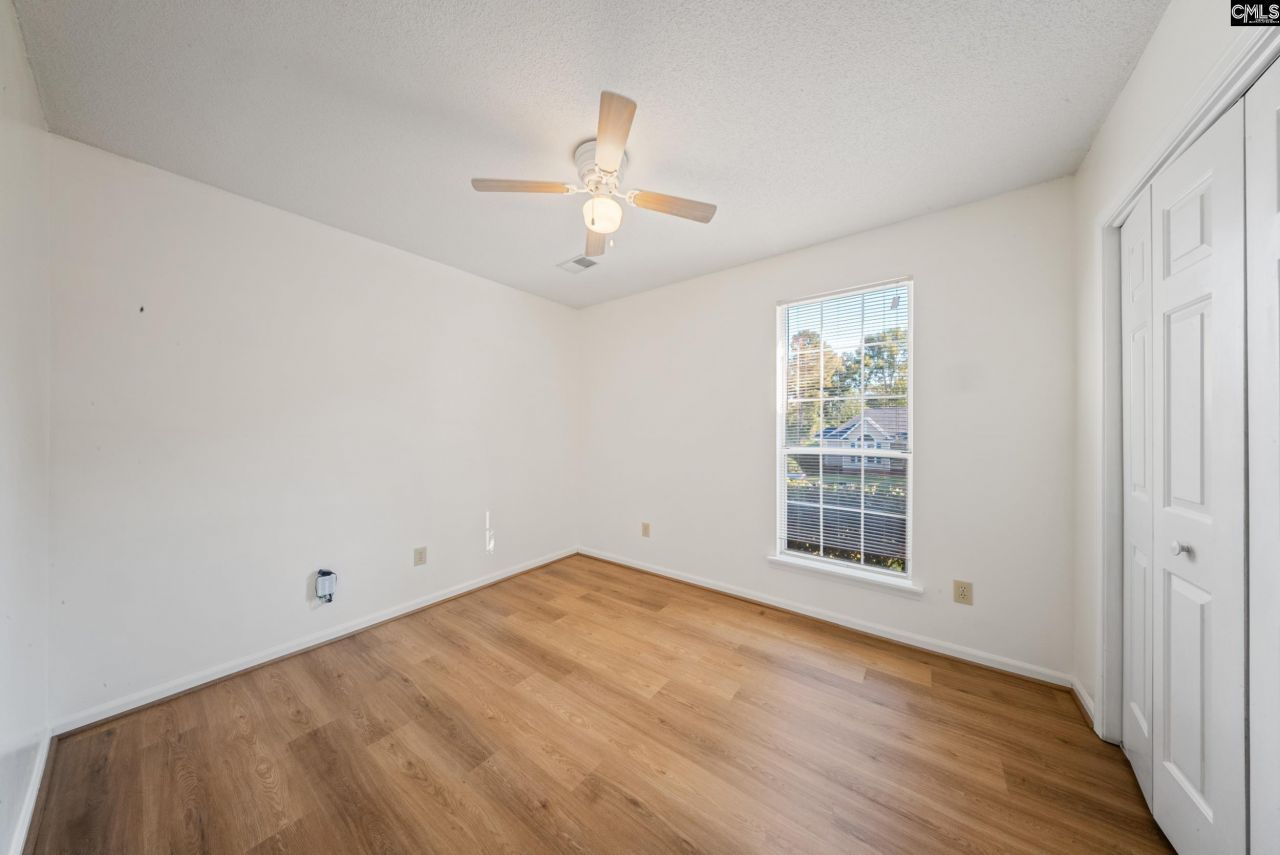 709 Riverwalk Photo 18