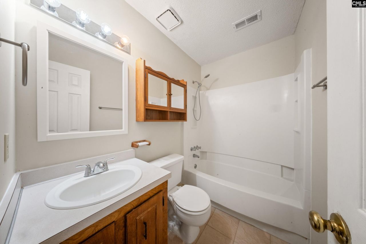 709 Riverwalk Photo 20