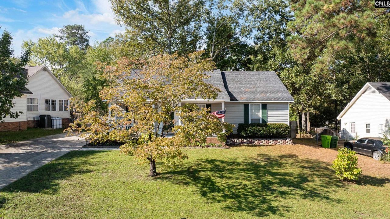 709 Riverwalk Photo 4