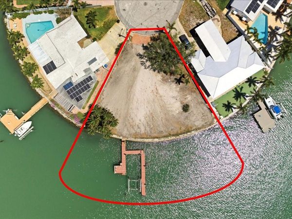 7998 1ST AVENUE S, ST PETERSBURG, FL 33707