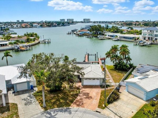 7998 1ST AVENUE S, ST PETERSBURG, FL 33707