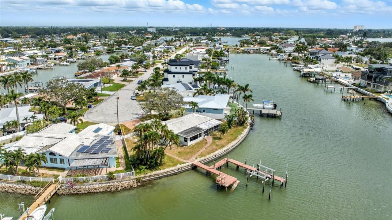 7998 1st Avenue S, Saint Petersburg, FL 33707 Photo