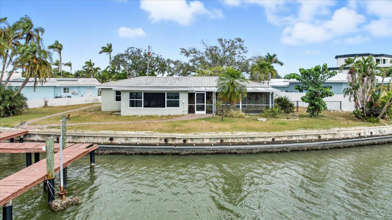 7998 1st Avenue S, Saint Petersburg, FL 33707 Photo