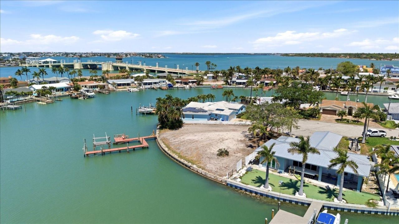 7998 1st Avenue S, Saint Petersburg, FL 33707 Photo