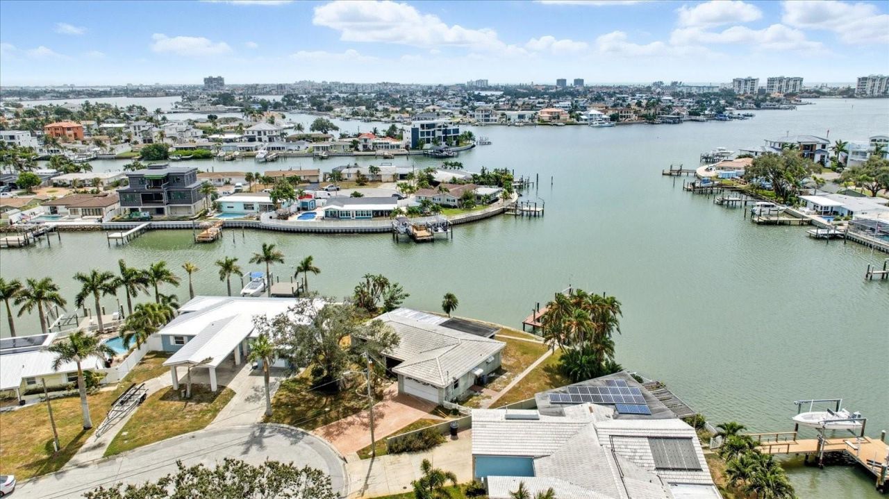 7998 1st Avenue S, Saint Petersburg, FL 33707 Photo