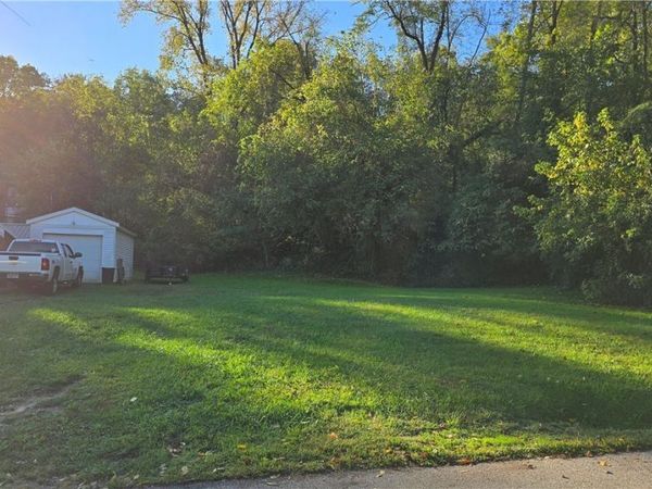 807 Locust Street, Parkersburg, WV 26101