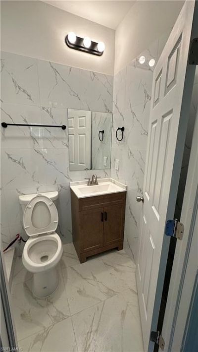 2167 Della Dr, Naples, FL 34117 Photo