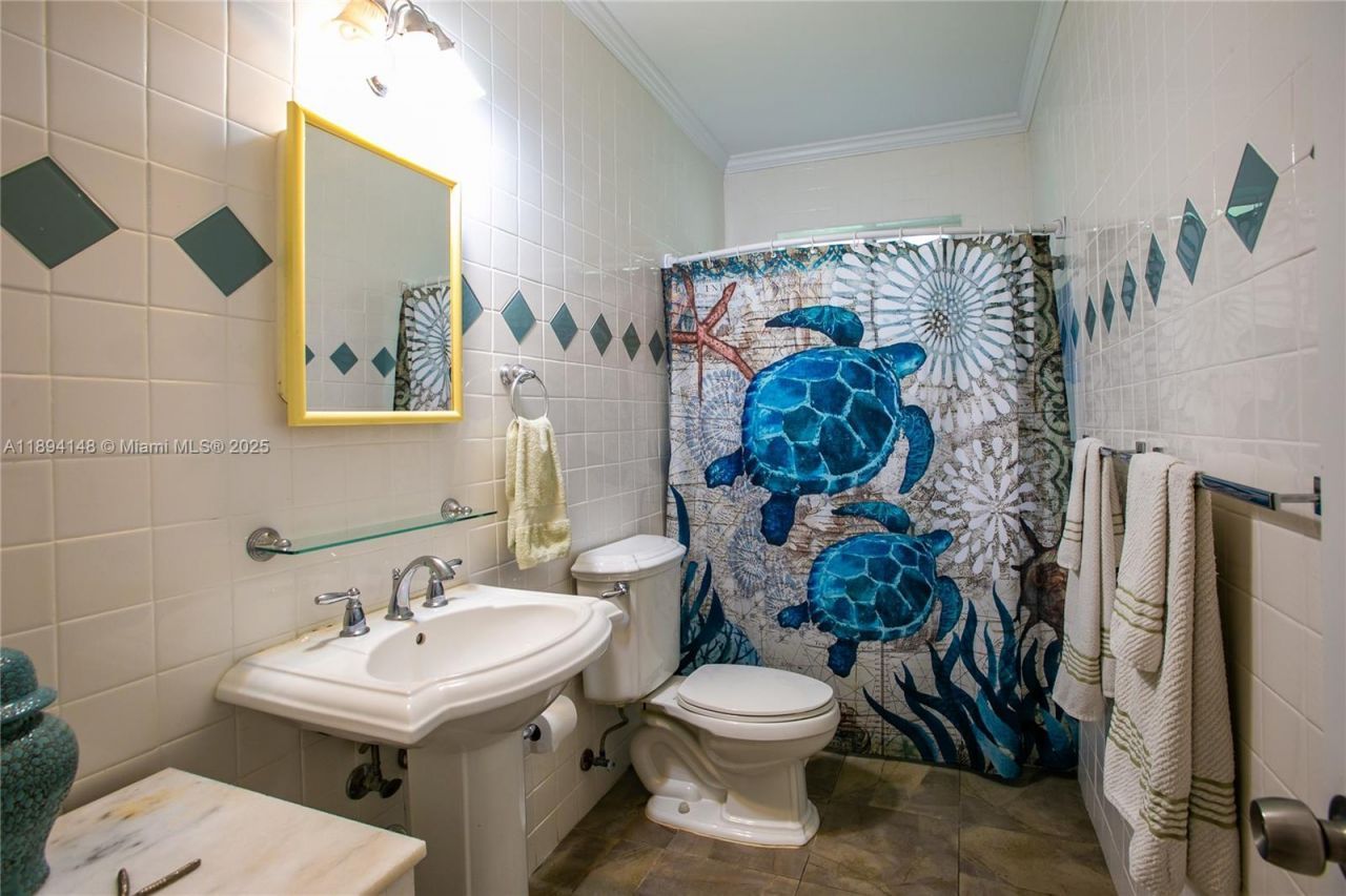 8031 SW 98th Ter, Miami, FL 33156 Photo