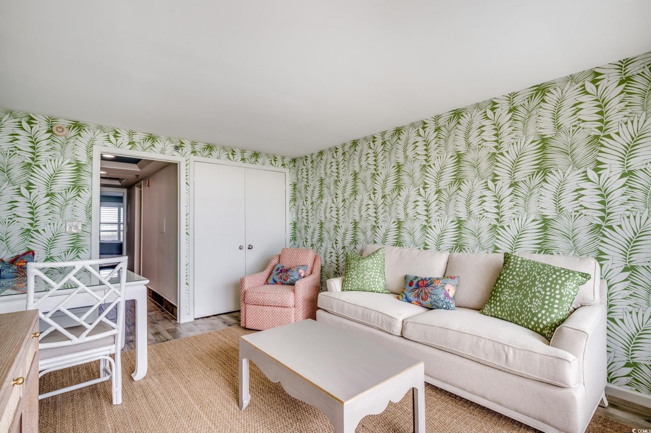 601 Retreat Beach Circle Photo 9