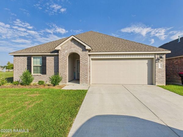 203 Cedar Peak Lane, Lafayette, LA 70501