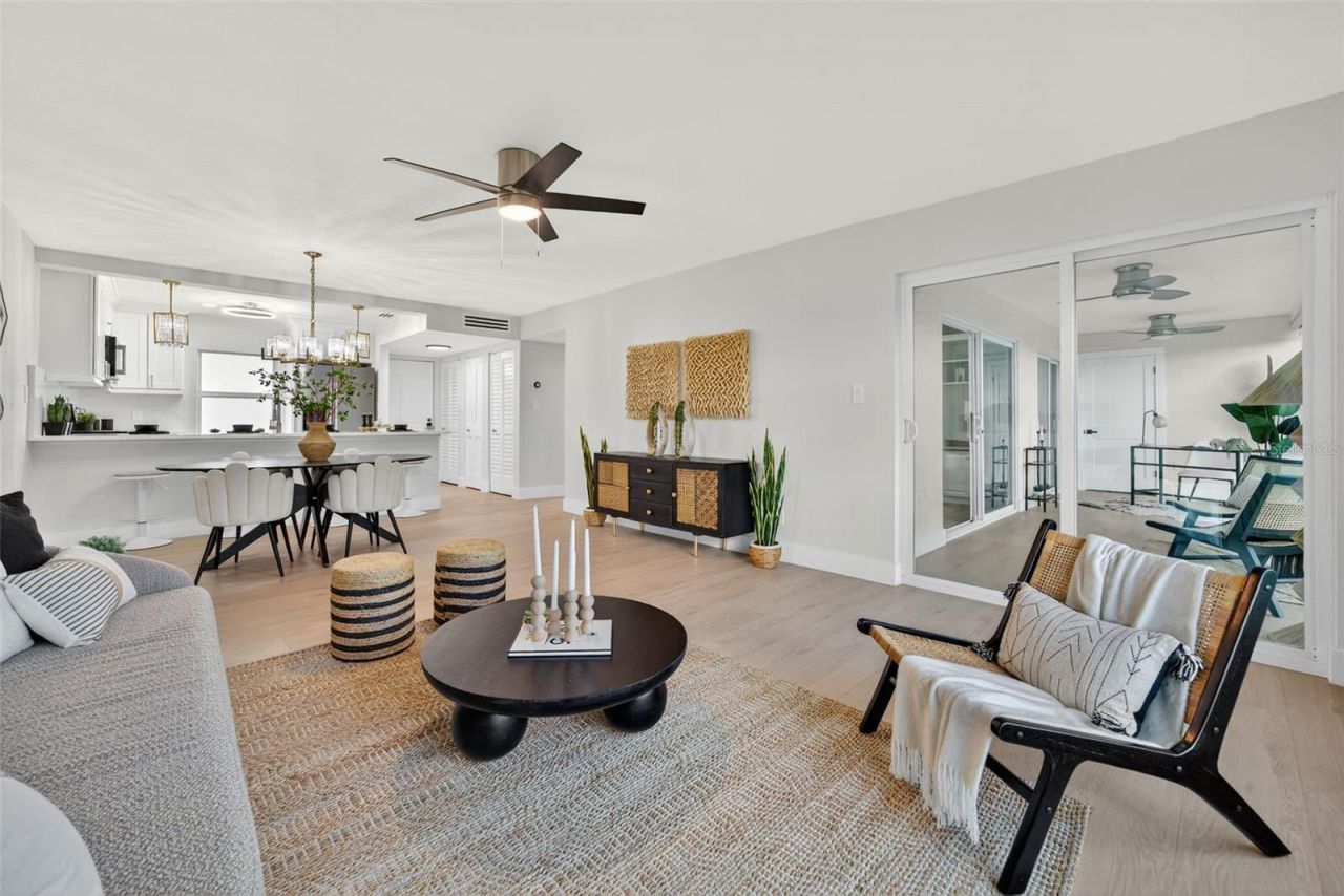 4540 Gulf Of Mexico Drive, Unit 204, Longboat Key, FL 34228 Photo