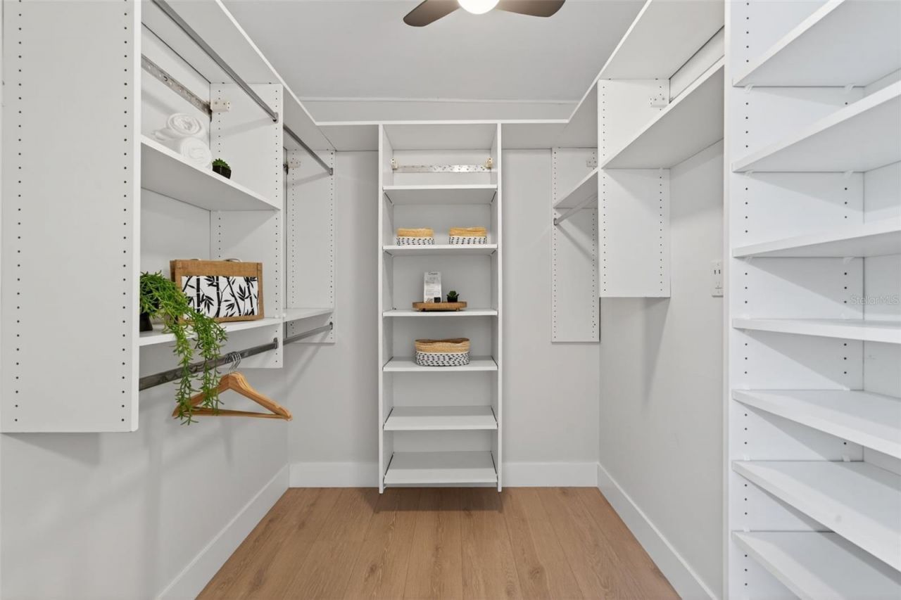 4540 Gulf Of Mexico Drive, Unit 204, Longboat Key, FL 34228 Photo