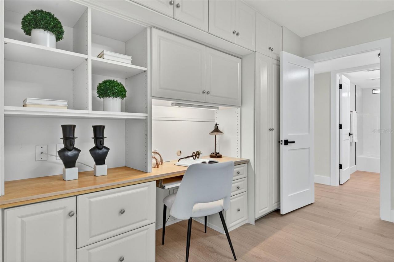 4540 Gulf Of Mexico Drive, Unit 204, Longboat Key, FL 34228 Photo