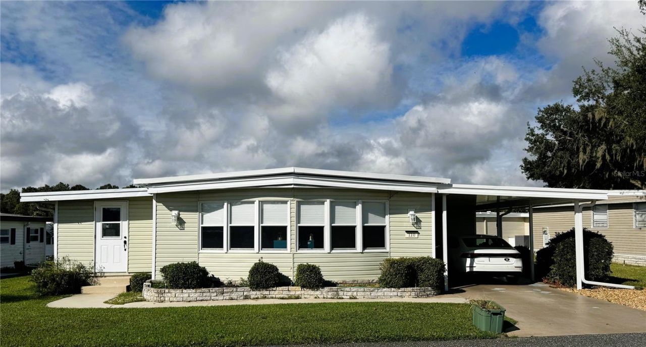 110 Gardenia Way, Leesburg, FL 34748 Main Photo