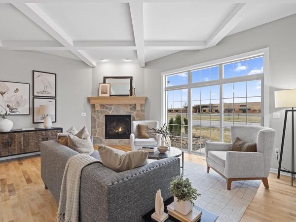 N106W6600 Stone Lake CIRCLE, Unit 9, Cedarburg, WI 53012