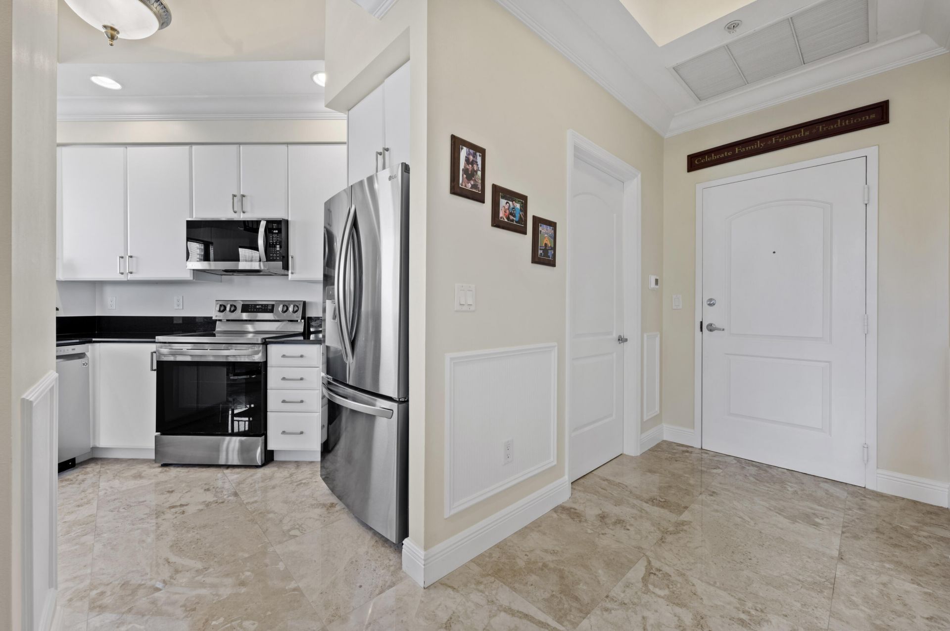 801 S Olive Avenue, Unit 416, West Palm Beach, FL 33401 Photo