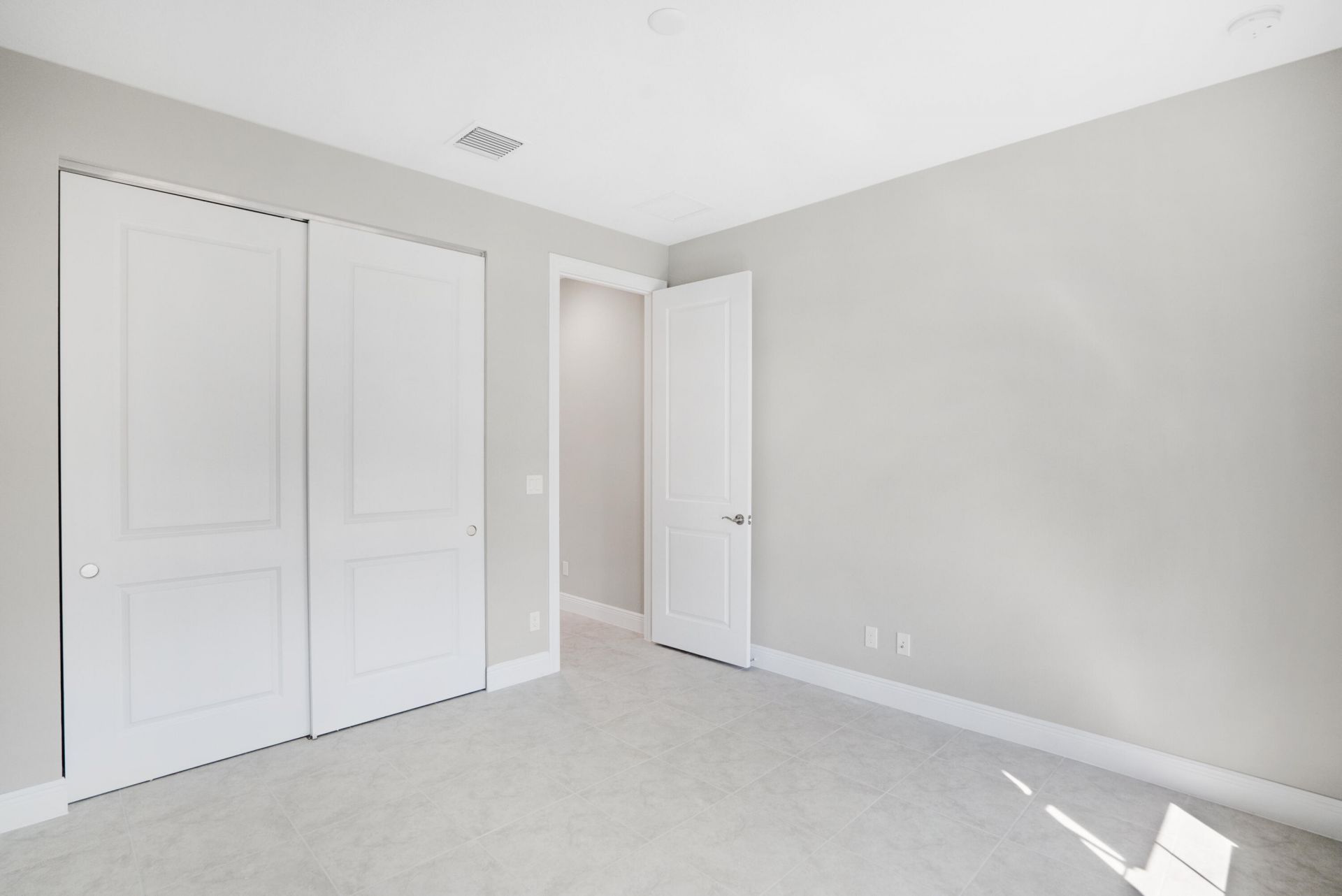 12446 SW Sunrise Lake Terrace, Port Saint Lucie, FL 34987 Photo