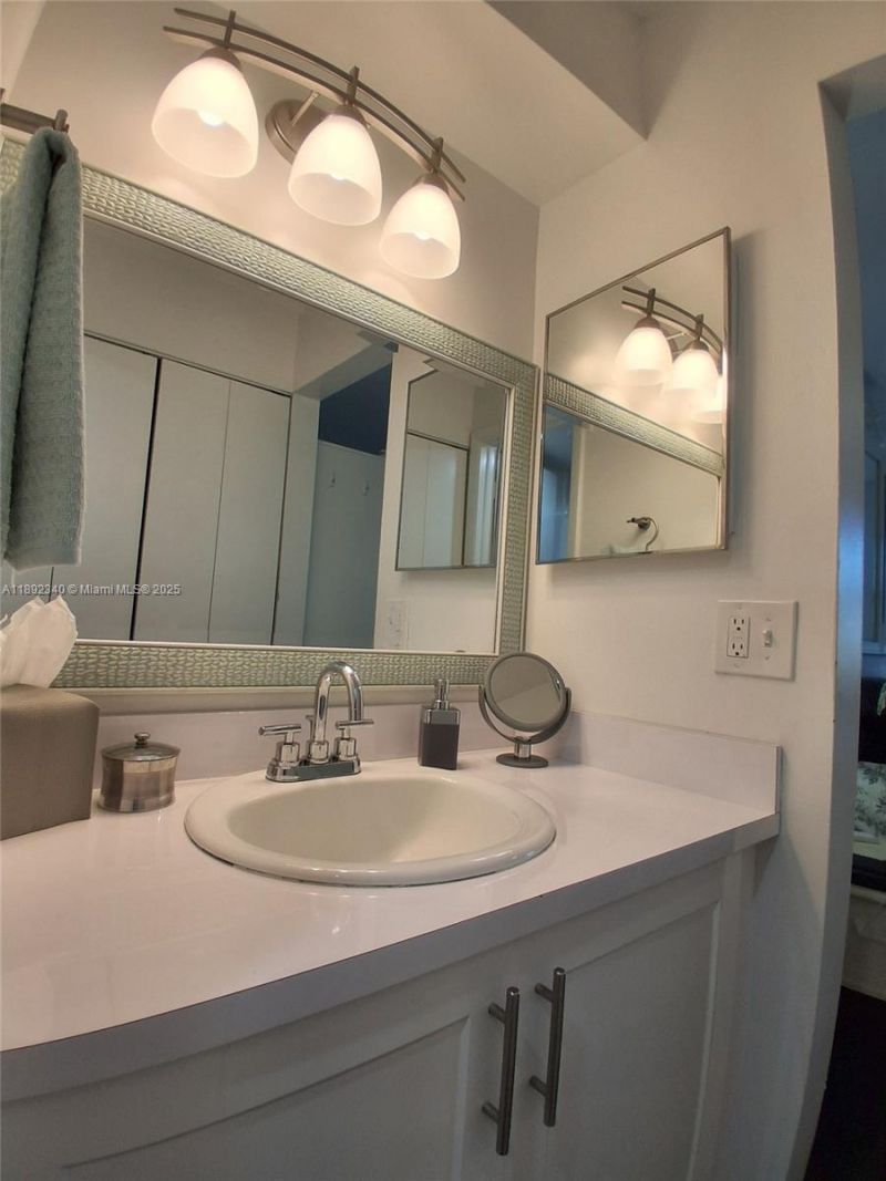 2786 NW 104th Ave, Unit 309, Sunrise, FL 33322 Photo