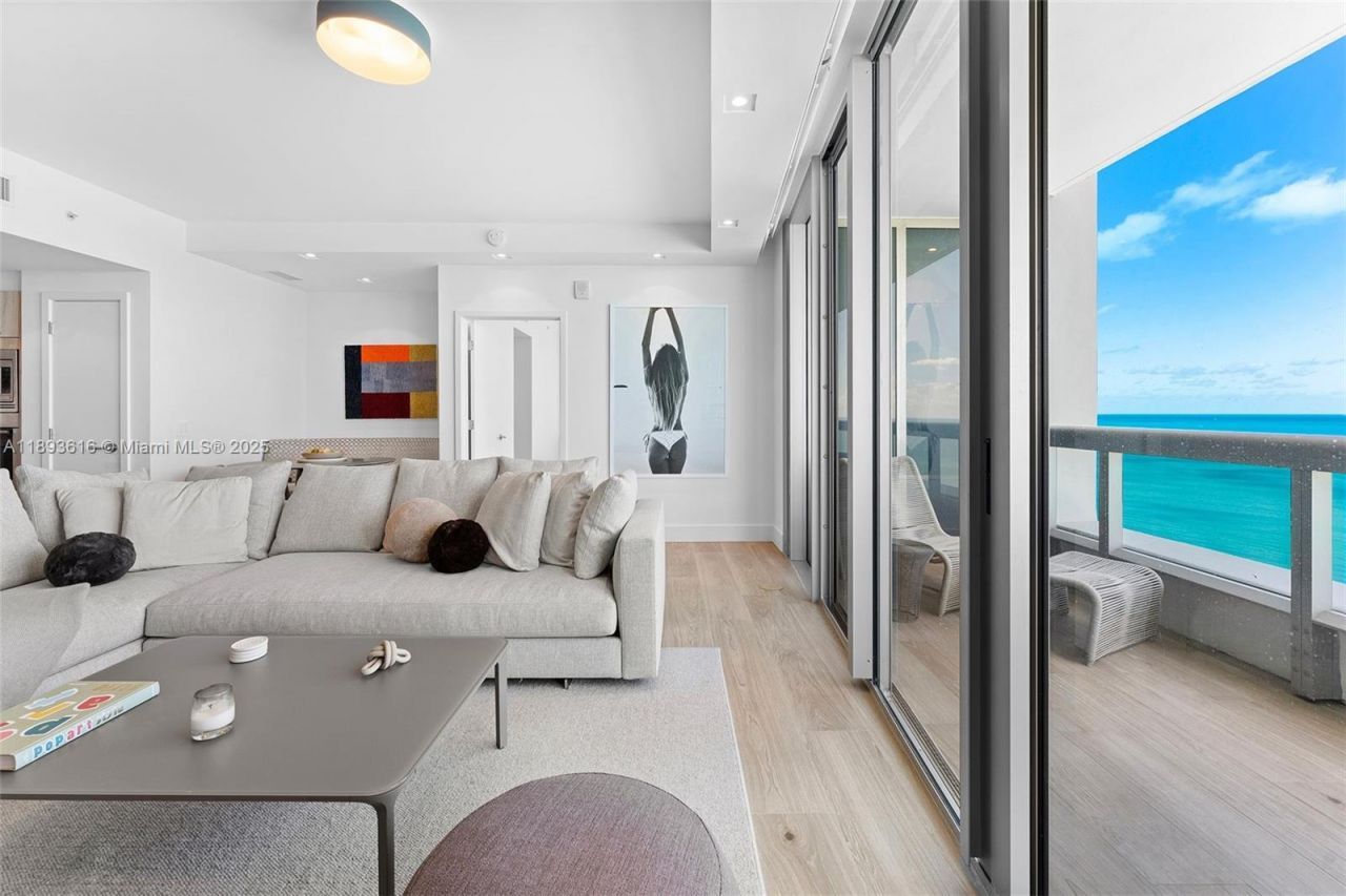 6899 Collins Ave, Unit 2601, Miami Beach, FL 33141 Photo