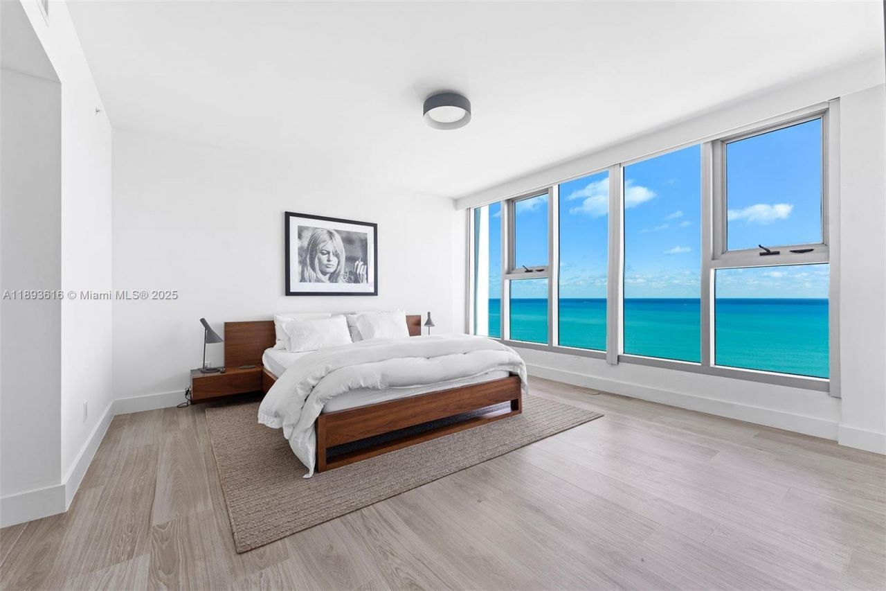 6899 Collins Ave, Unit 2601, Miami Beach, FL 33141 Photo
