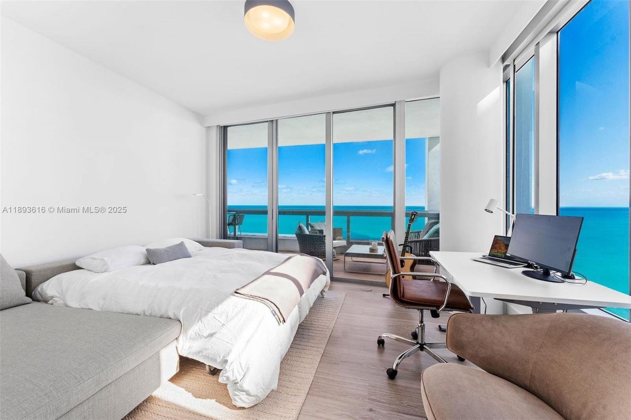 6899 Collins Ave, Unit 2601, Miami Beach, FL 33141 Photo