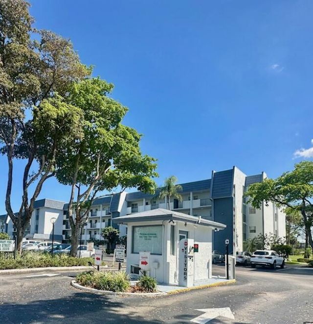 6080 NW 44th Street, Unit 205, Lauderhill, FL 33319 Photo