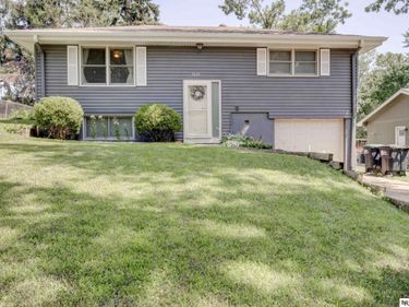 5635 N 93rd Avenue, Omaha, NE 68134