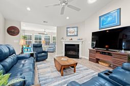 3721 Park Pointe Ave. photo 4