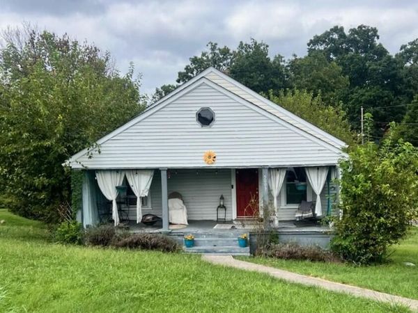 5003 Victoria ST NW, Roanoke, VA 24017