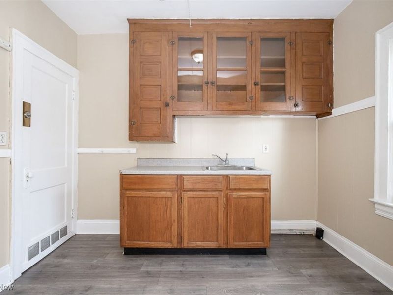 4233 Valley Road, Cleveland, OH 44109 Photo 23