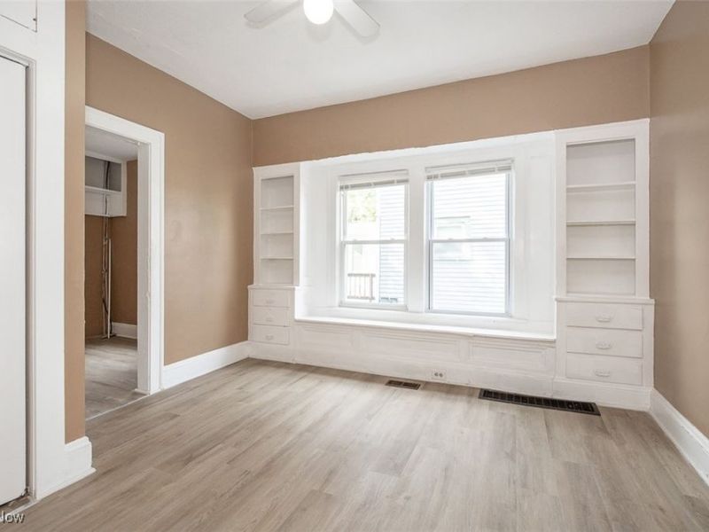 4233 Valley Road, Cleveland, OH 44109 Photo 7