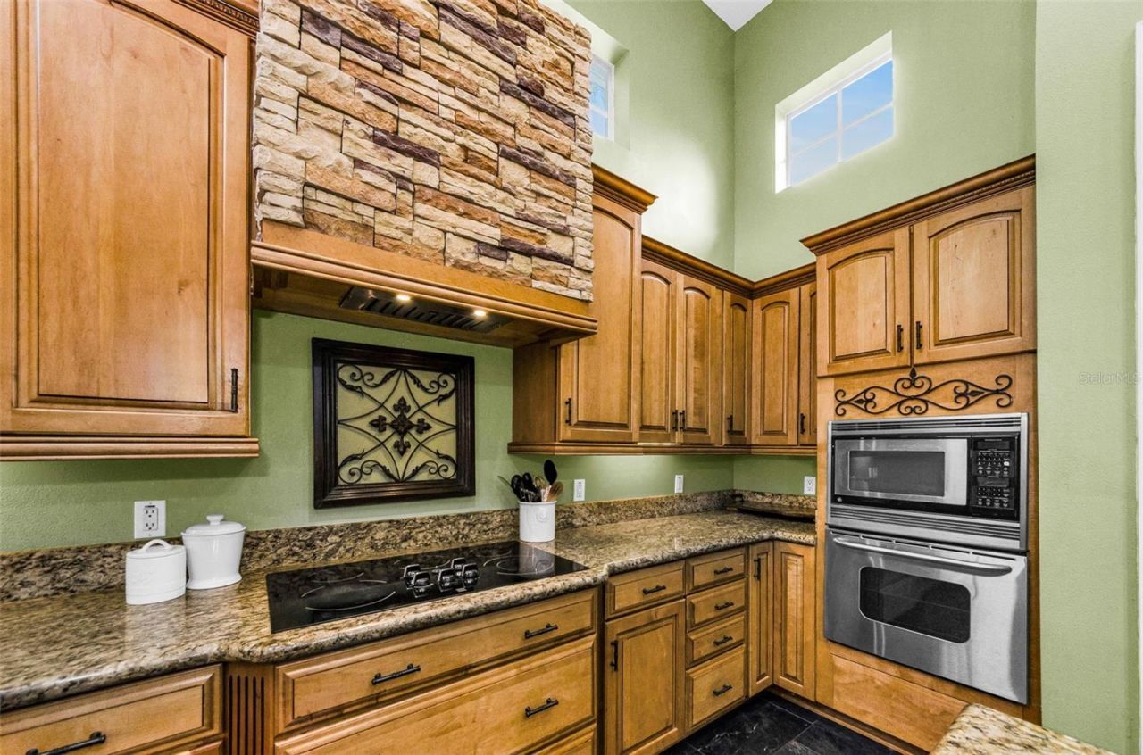 3143 Pineview Drive, Holiday, FL 34691 Photo