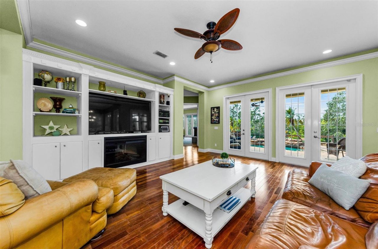 3143 Pineview Drive, Holiday, FL 34691 Photo