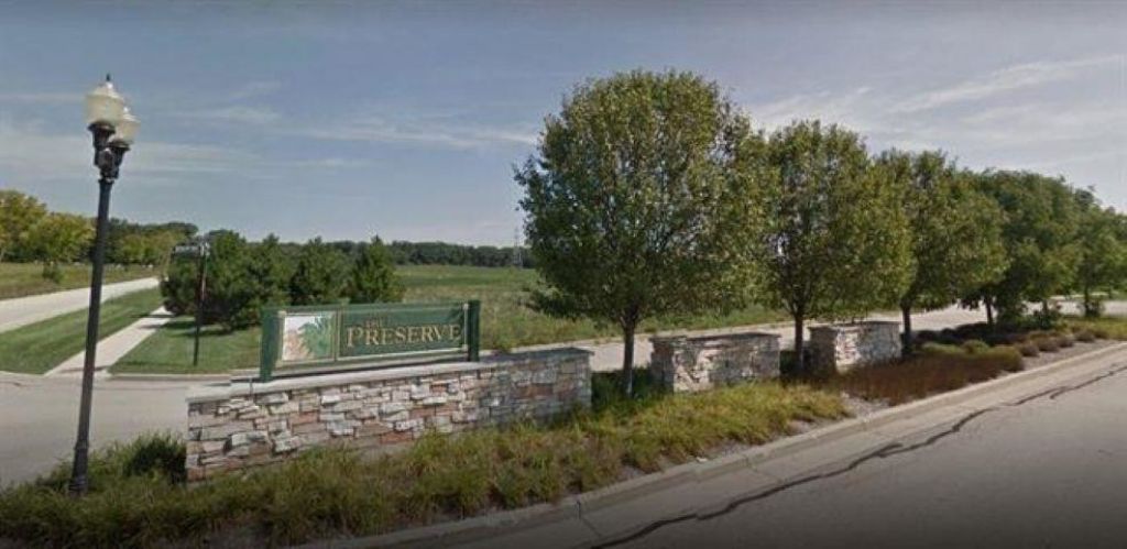 585 Clarksen Drive, Belvidere, IL 61008 Main Photo