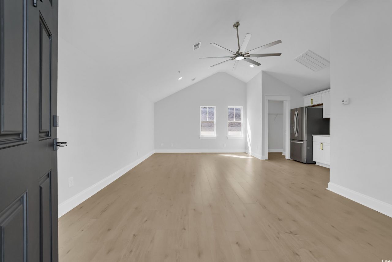 3385 Pampas Dr. Photo 36