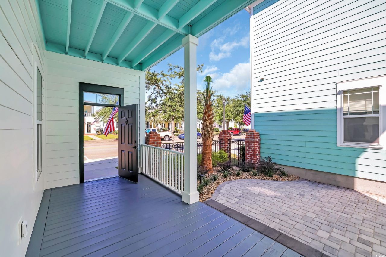 3385 Pampas Dr. Photo 4